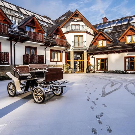Hotel & Spa Czarny Gron Жики Экстерьер фото