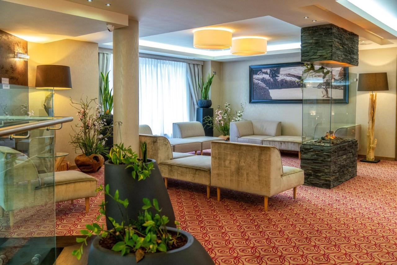 Hotel & Spa Czarny Gron Жики Экстерьер фото