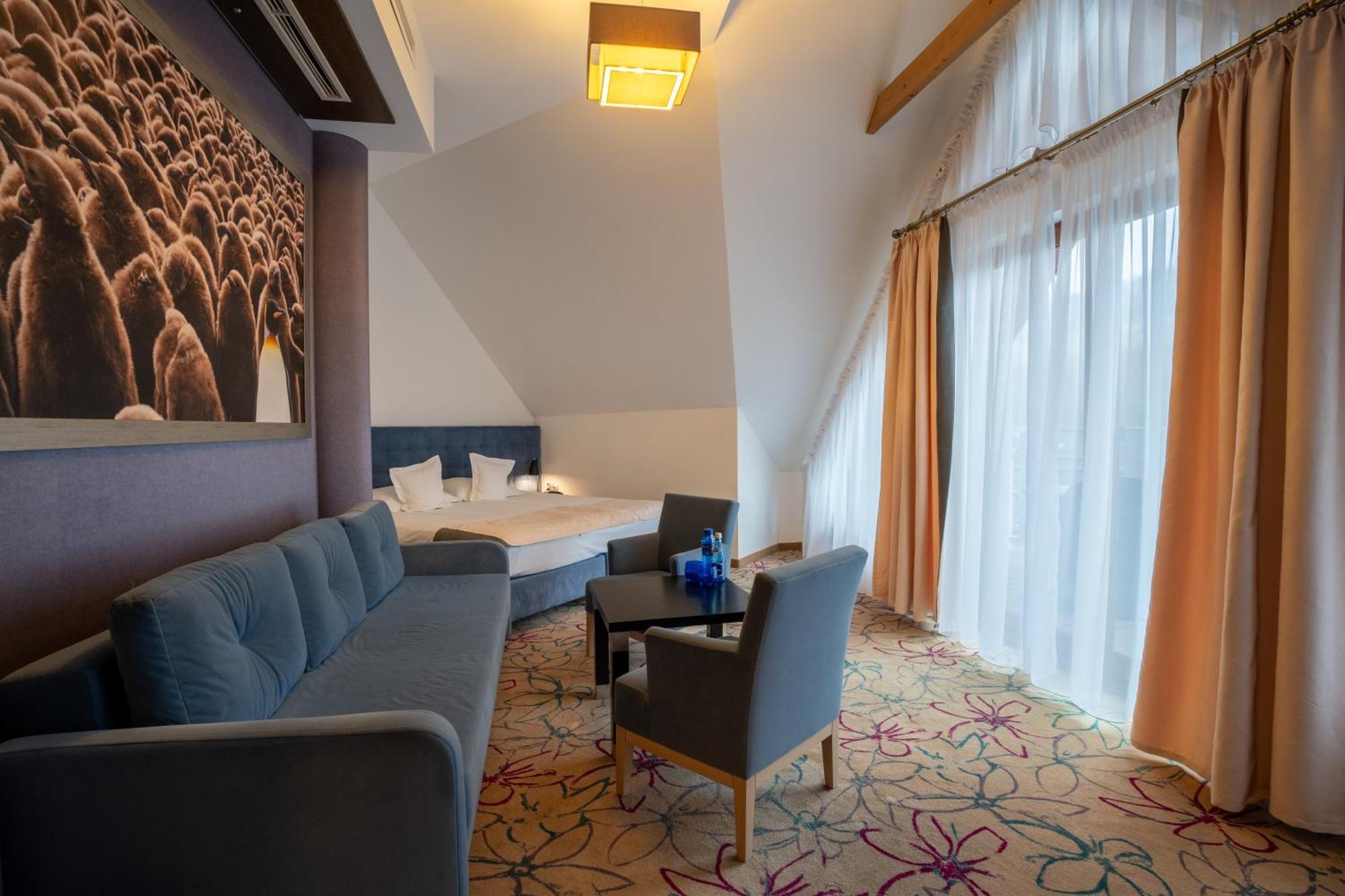 Hotel & Spa Czarny Gron Жики Экстерьер фото