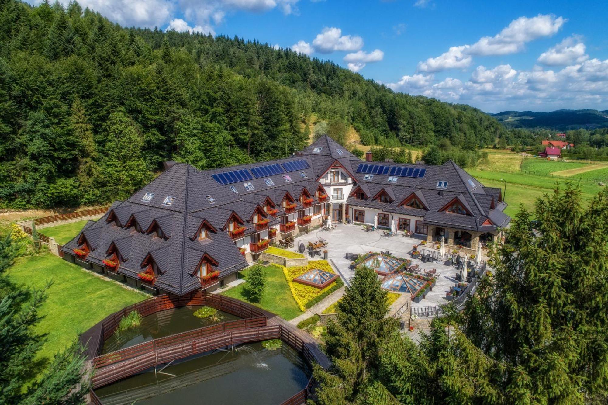 Hotel & Spa Czarny Gron Жики Экстерьер фото