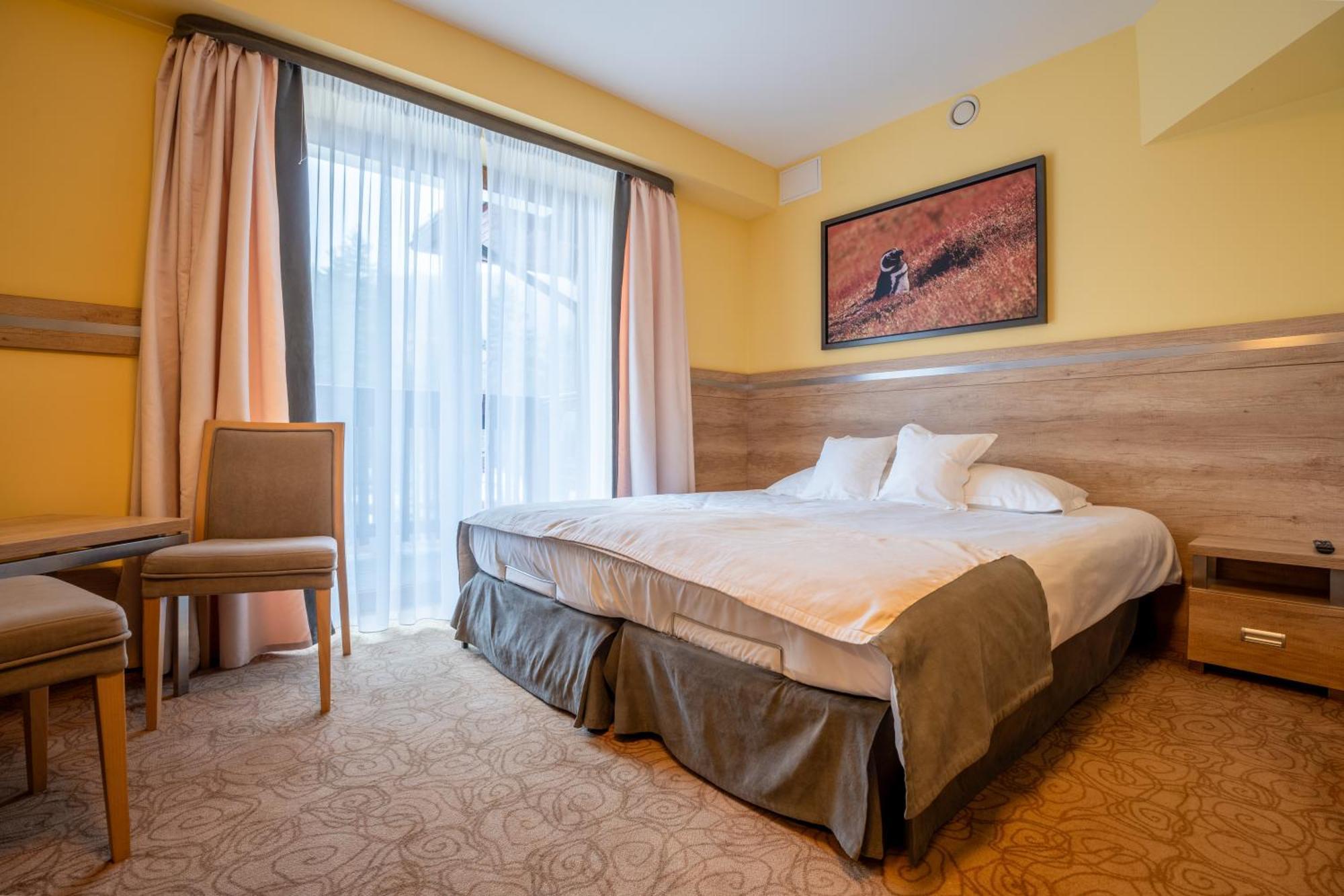 Hotel & Spa Czarny Gron Жики Номер фото