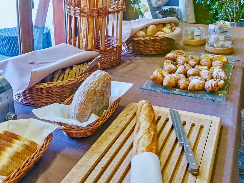 Hotel & Spa Czarny Gron Жики Экстерьер фото